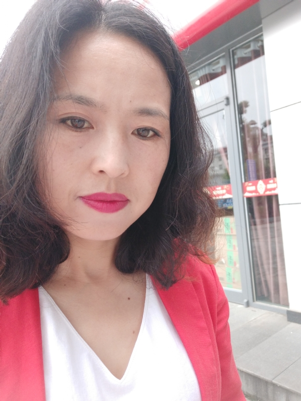 枫叶飘零的第一张照片--湖北父母相亲团