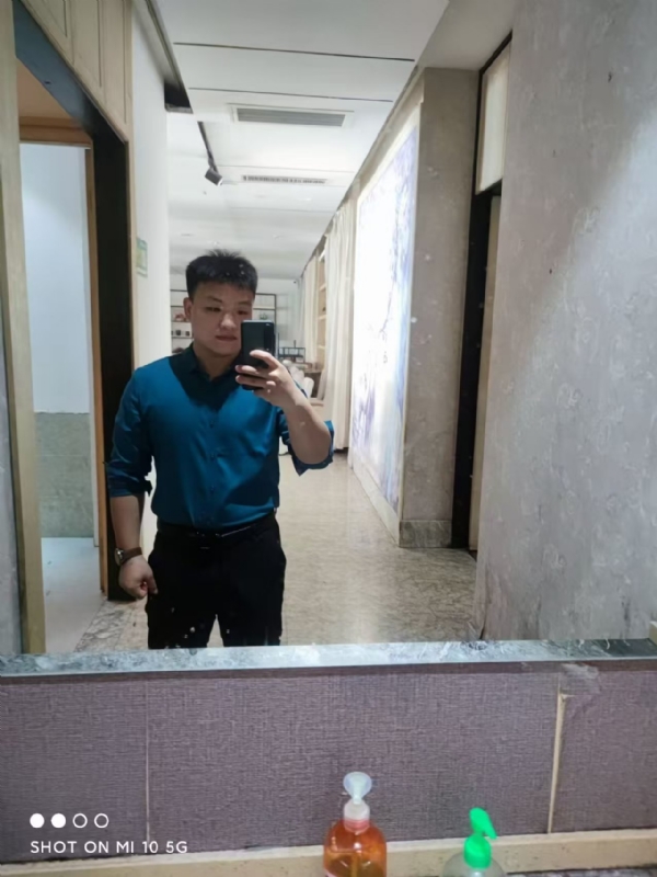 JCY的第二张照片--湖北父母相亲团